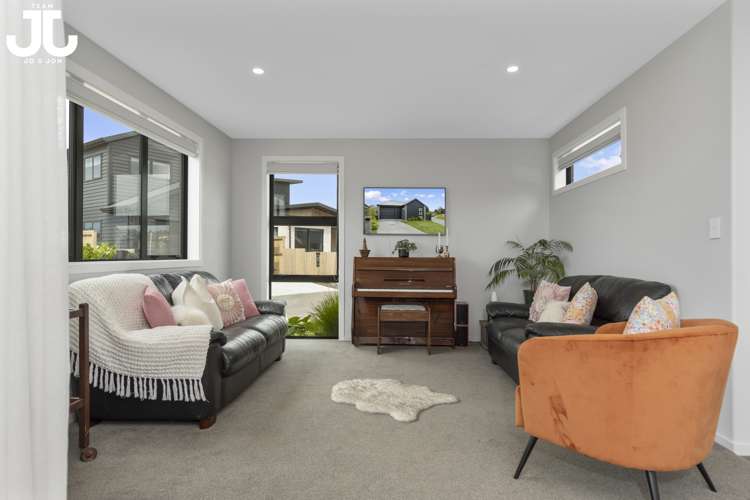 29 Tangaroa Place Poike_11