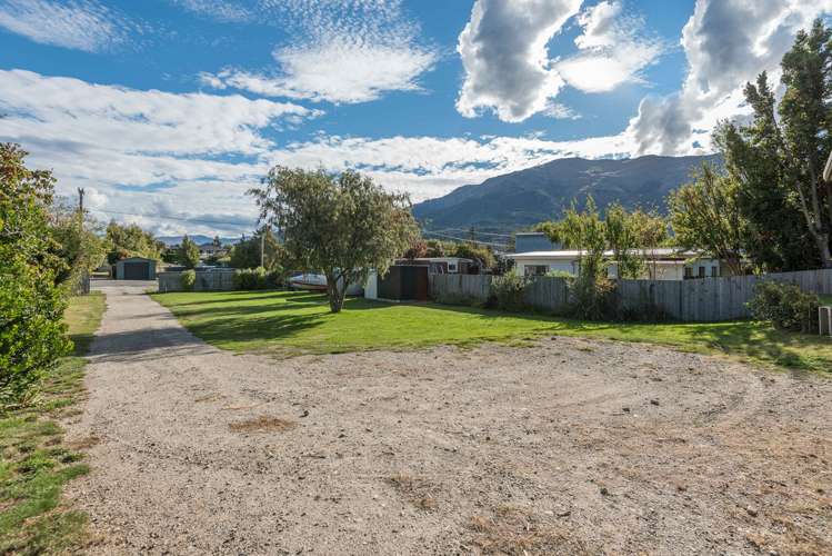136 Capell Avenue Lake Hawea_18