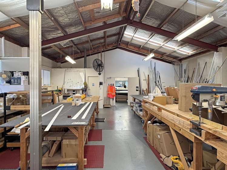 25 Vialou Street Hamilton Central_10