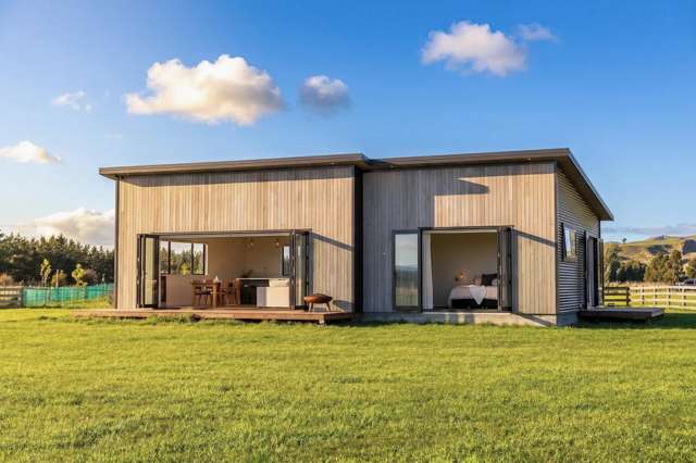 Contemporary country living