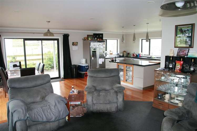 85 Gordon Road Stratford_11