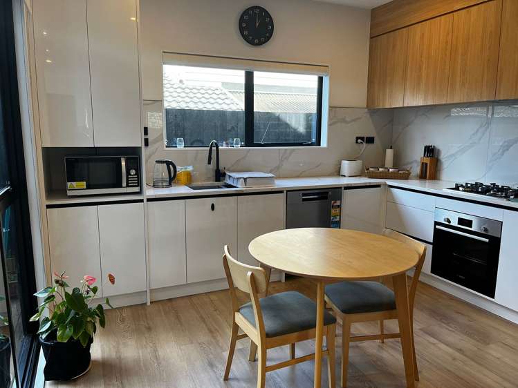 701 Massey Road Mangere_1