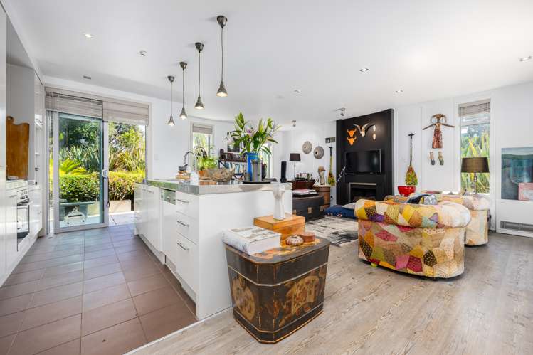 1 Little Compton Mews Snells Beach_7