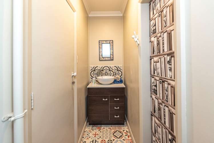 17 Dickson Crescent Saint Johns Hill_22