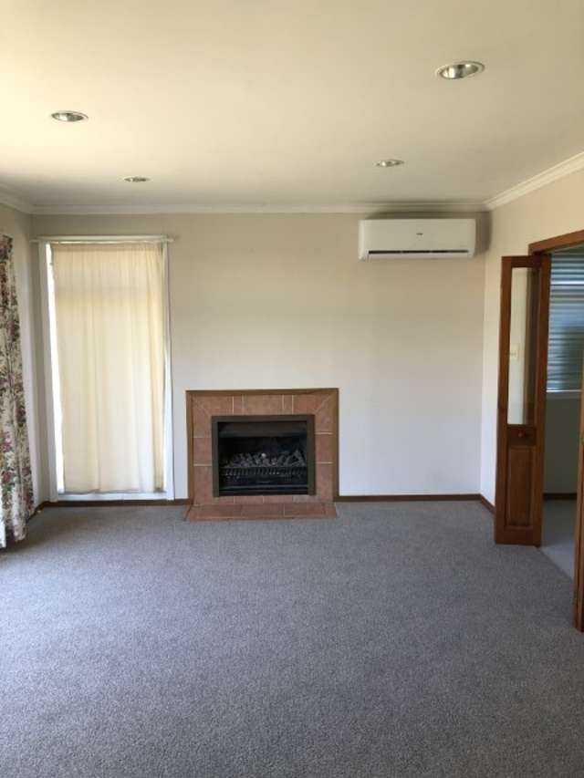 33 Pulham Crescent 10469_3