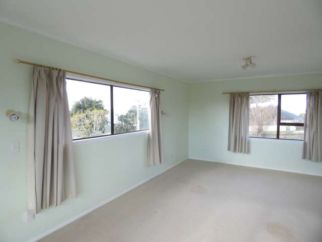 49 West Coast Road Glen Eden_4