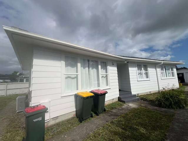 Fully Renovated: 3-Bed Home in Papakura