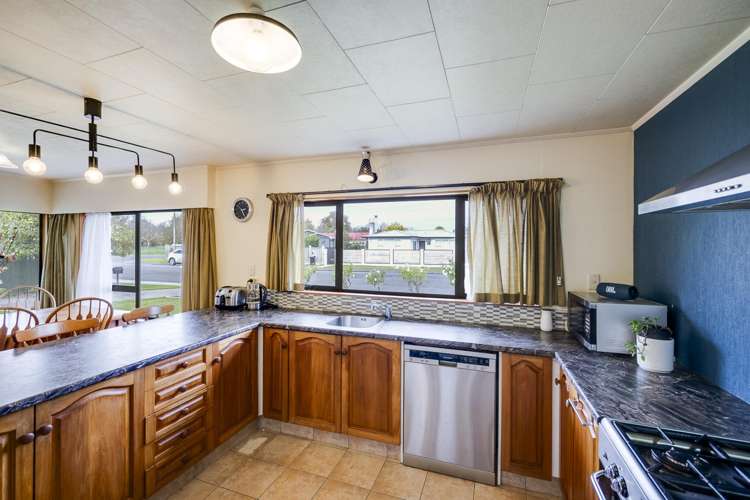 1422 Woodstock Avenue_4