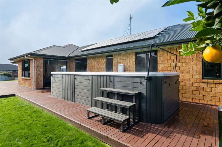 3 Sarah Court Rototuna North_11