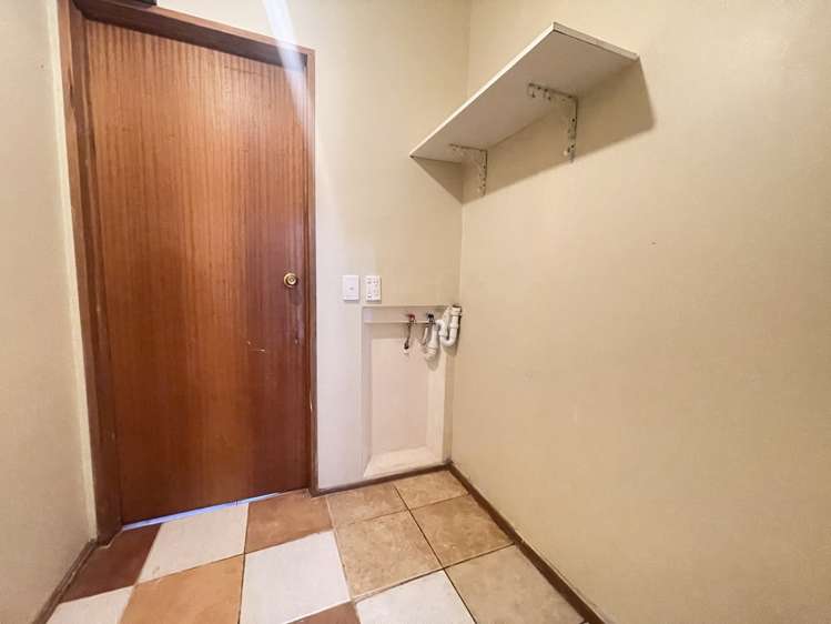 491A Paremoremo Road 10892_12