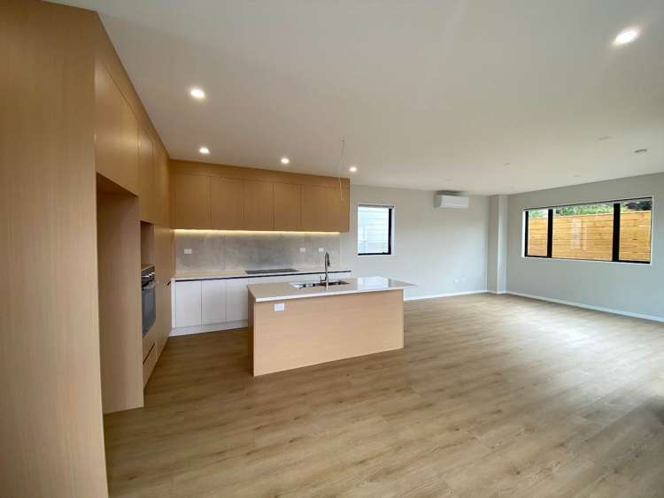 1/16 Waterloo Road Milford_1