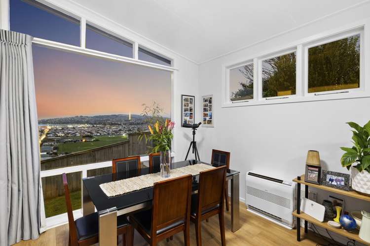 77 Easther Crescent Kew_30