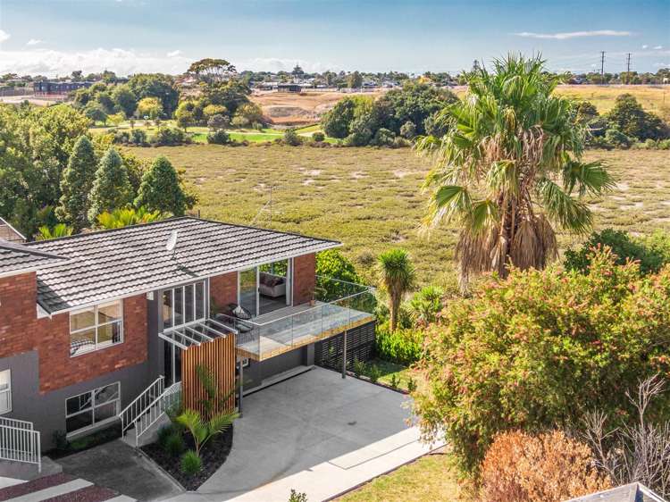 3/25 Waitemata Road Hauraki_6