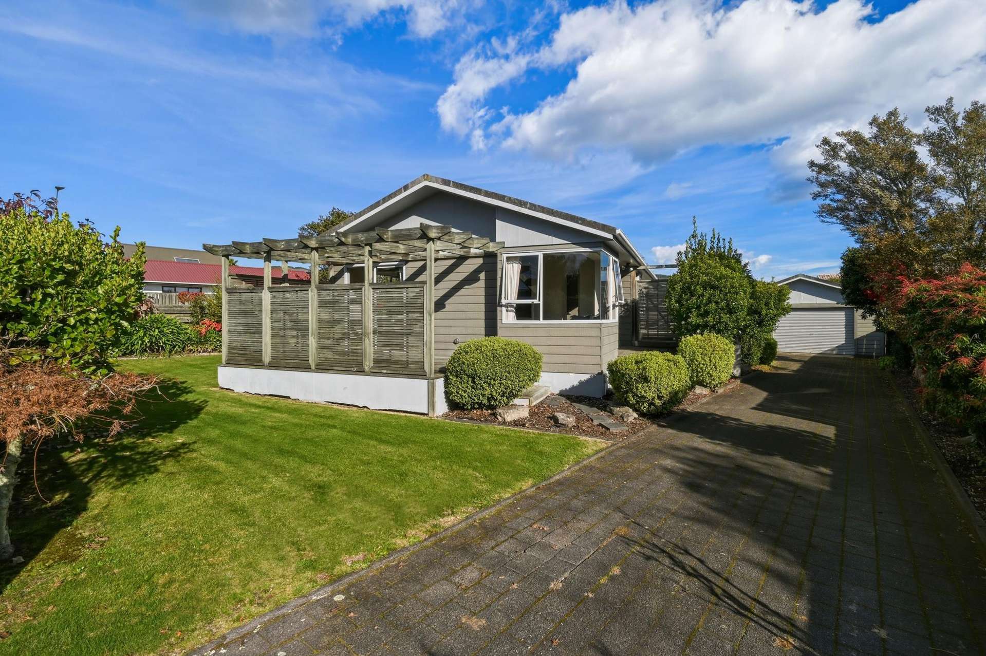 37 Basley Road Owhata_0