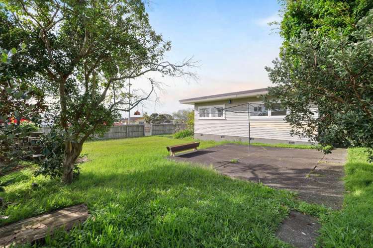 119 Te Atatu Road Te Atatu South_18