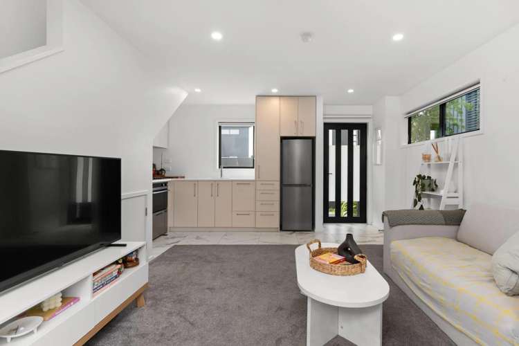 2/41 Gracefield Avenue Christchurch Central_11