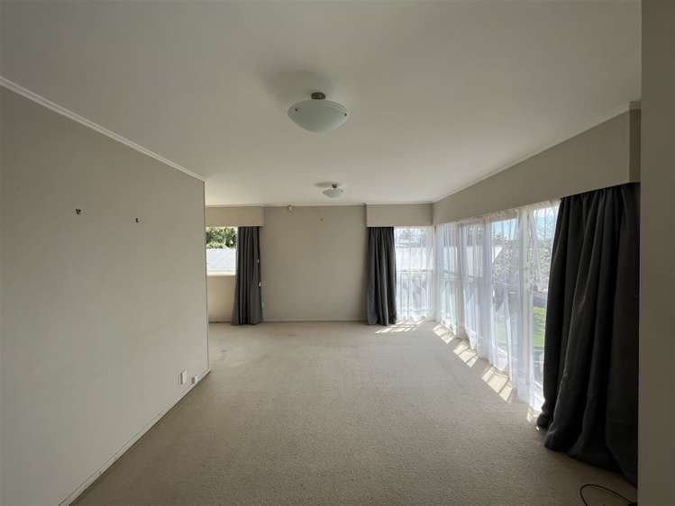 16 Bayside Avenue Te Atatu Peninsula_4
