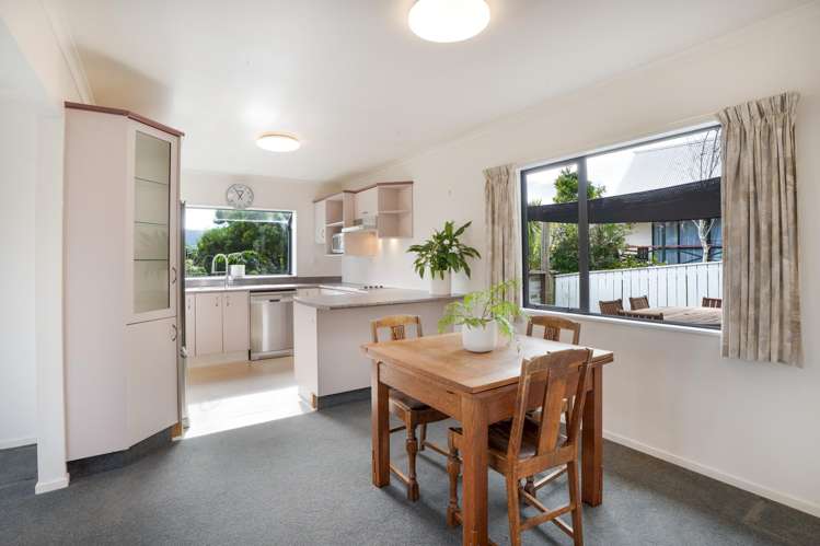 195 Holborn Drive Stokes Valley_5