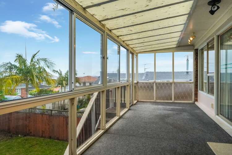 16 Taitua Drive Te Atatu South_3