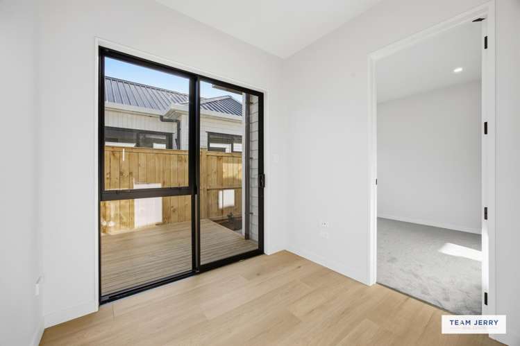 16 Tuwai Crescent Opaheke_20
