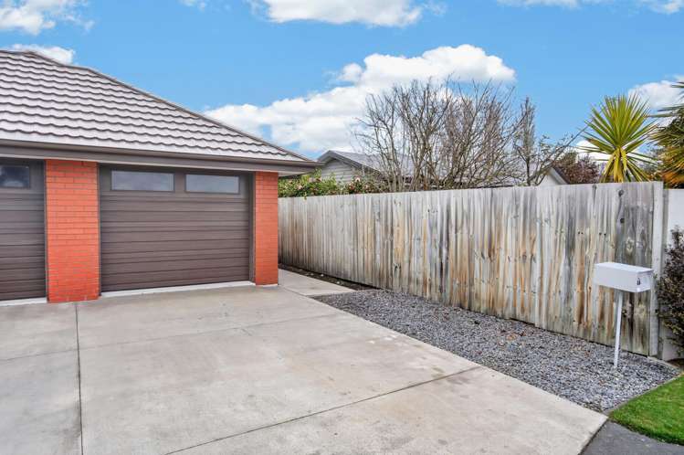 2/7 Gibbs Place Halswell_13
