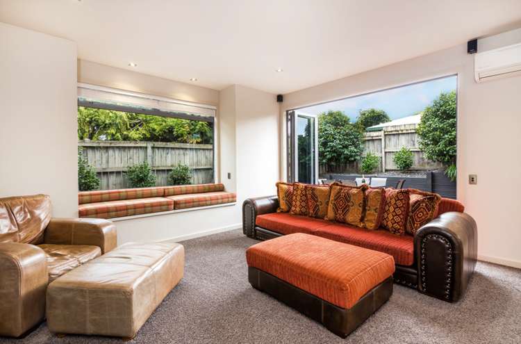 2/26 Awanui Street Hilltop_14