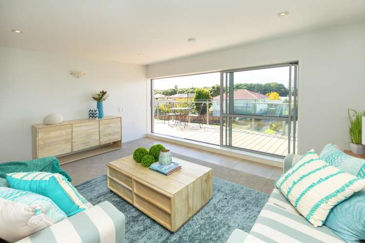 303/252 Centreway Road Orewa_1