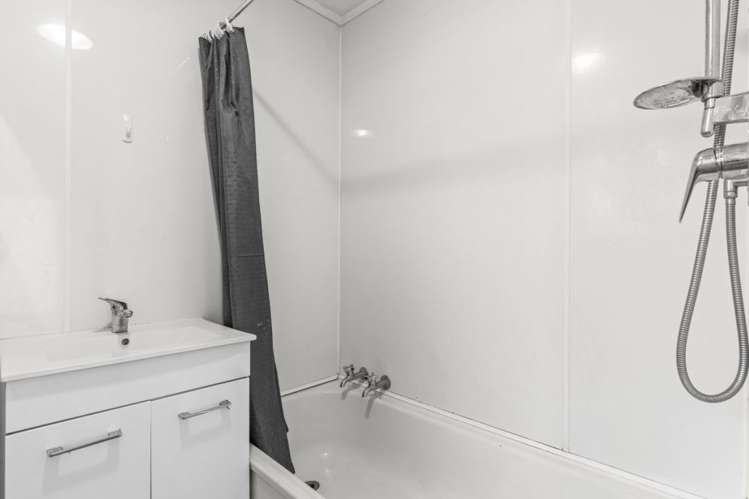 86F Weld Street Redwoodtown_7