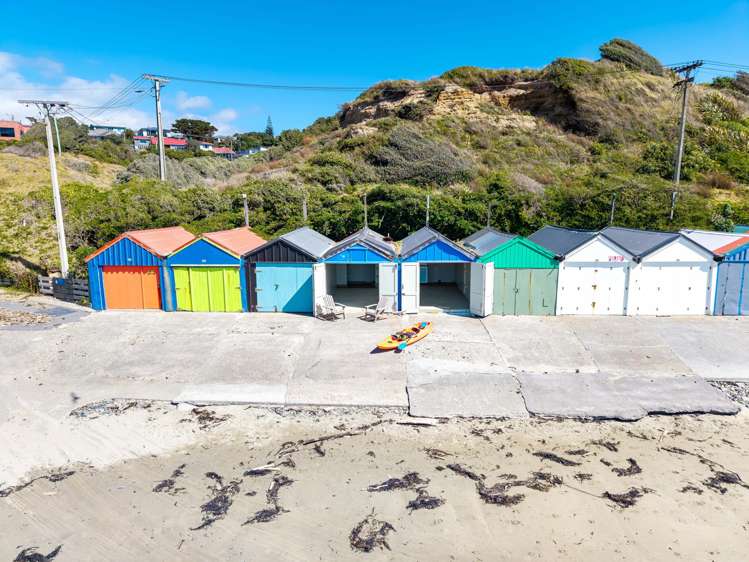 4 & 5 South Beach Road Titahi Bay_6