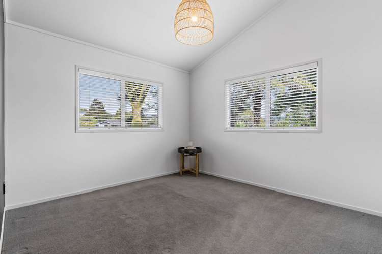 20a Osman Street Glen Eden_9