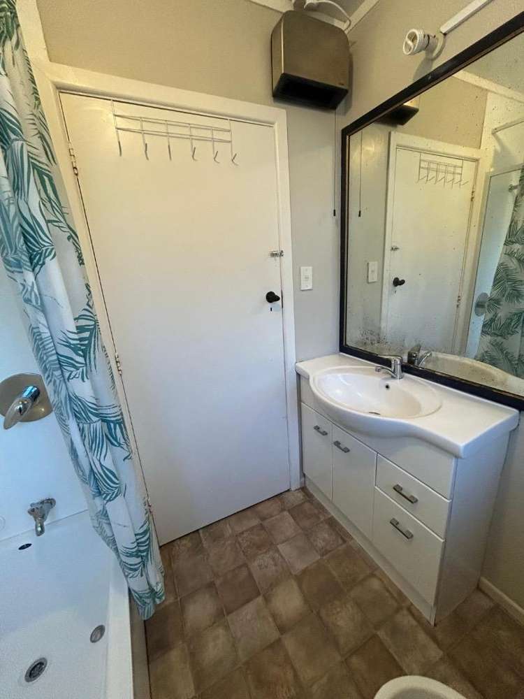 67 Tremewan Street 11538_13