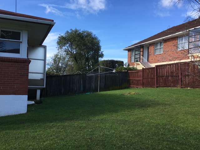 1/7 Larne Avenue Pakuranga Heights_2