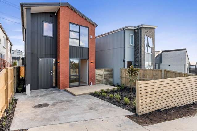 5 Paretao Street Massey_1