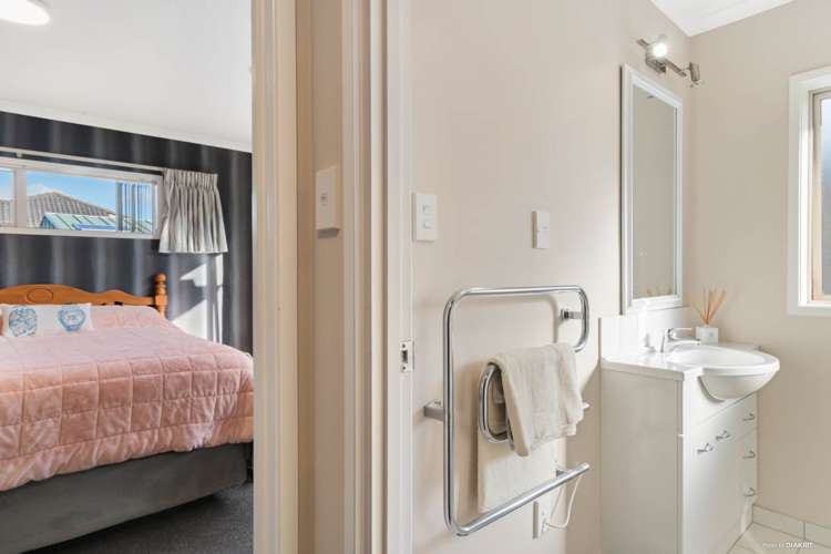 17 Ploughmans Avenue Pukekohe_8