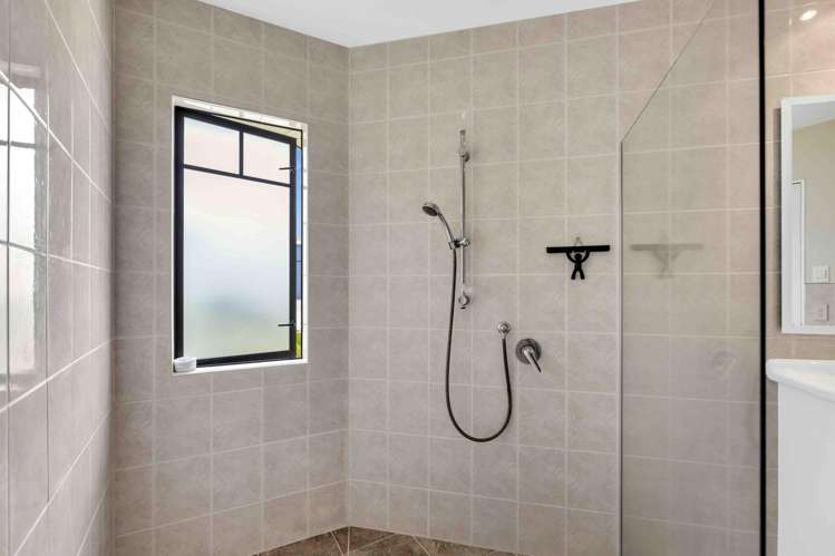 27 Pohutukawa Drive Levin_23