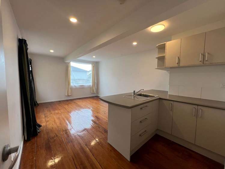 20 Exminster Street Blockhouse Bay_12