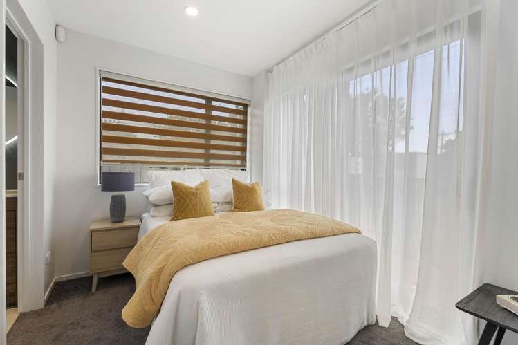 1/18 Riverview Road New Lynn_14