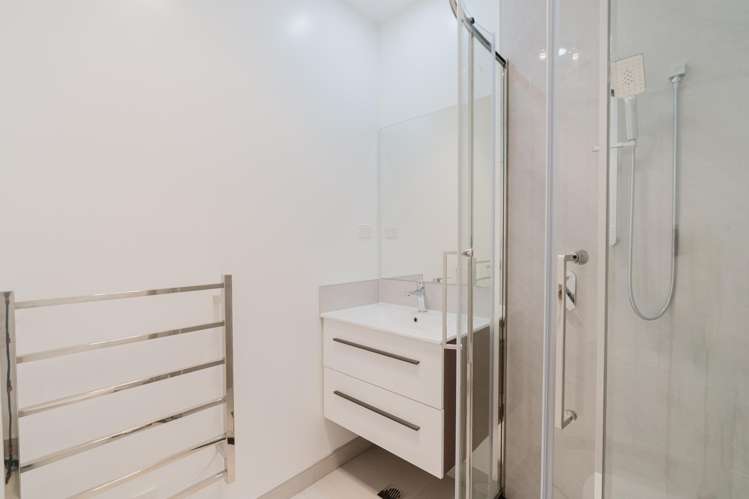 1/18 Church Road Pukete_17