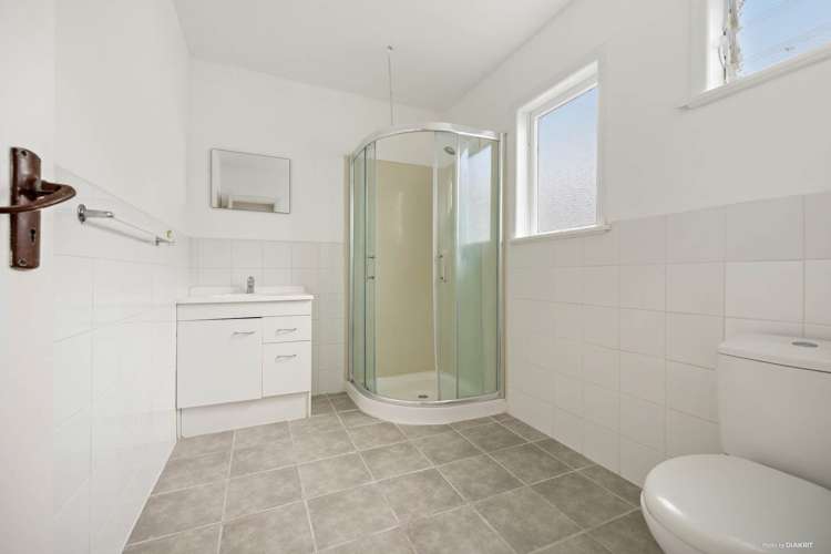 95 Sunrise Avenue Murrays Bay_13