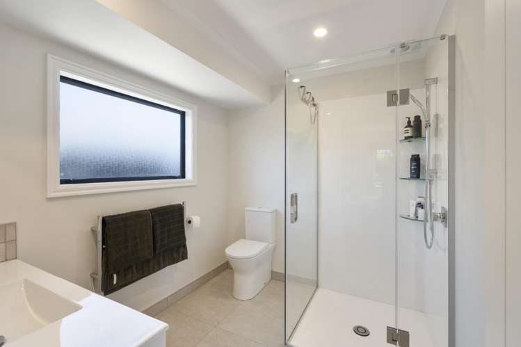 5 Rodeo Drive Kelvin Grove_24