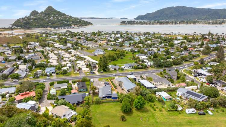 305 Main Road Tairua_33