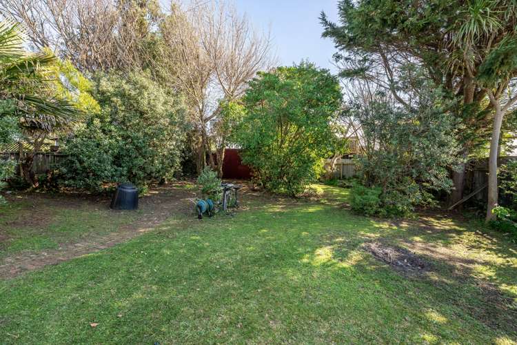 5 Gawler Street Te Horo Beach_11