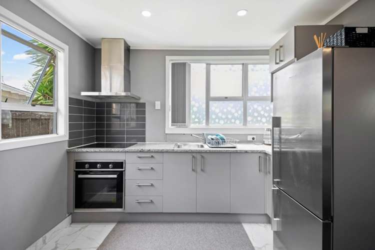 8 Hyperion Drive Randwick Park_5