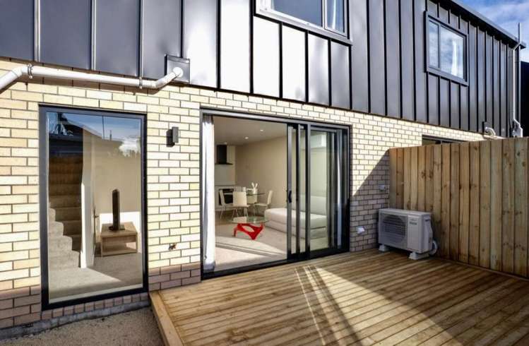 1/11 Hulbert Street Linwood_1