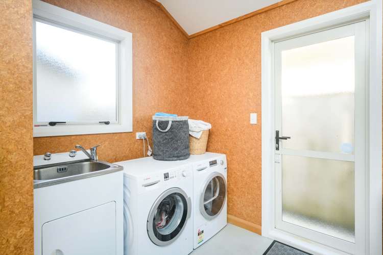 8 Silkwood Place Fitzherbert_15