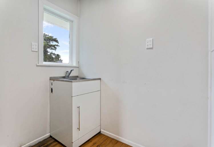 41 Ashley Avenue Mangere East_6