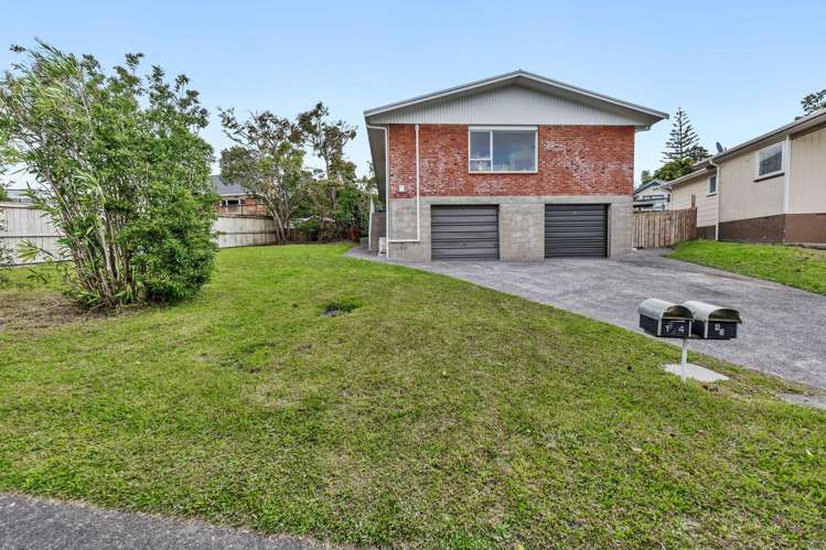 2/4 Illana Place Ranui_14