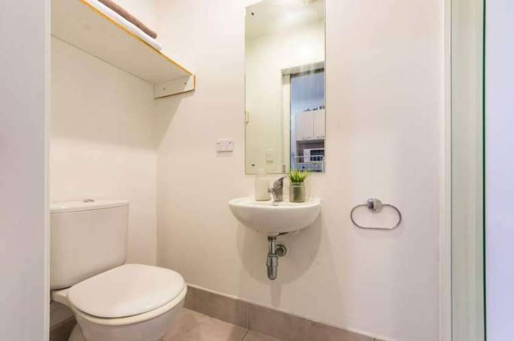 211/47 Wakefield Street City Centre_5