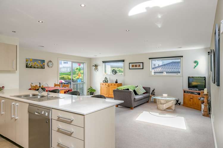 130 Kirton Drive Riverstone Terraces_4