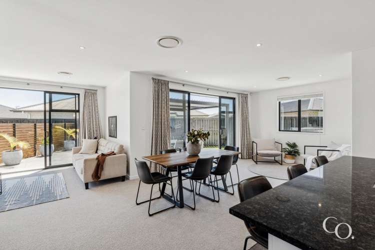 51 Kahuparere Crescent Pyes Pa_12